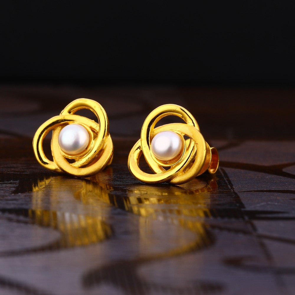 22KT Gold Women's Fancy Hallmark  Solitaire Earring LSE230