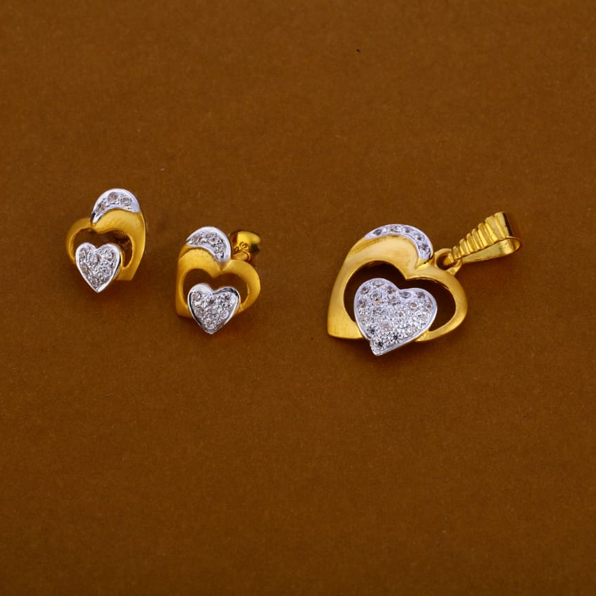 22KT Gold Hallmark Classic Ladies Pendant Set FPS252