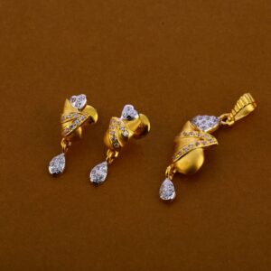 22KT Gold Delicate Ladies Pendant Set FPS244