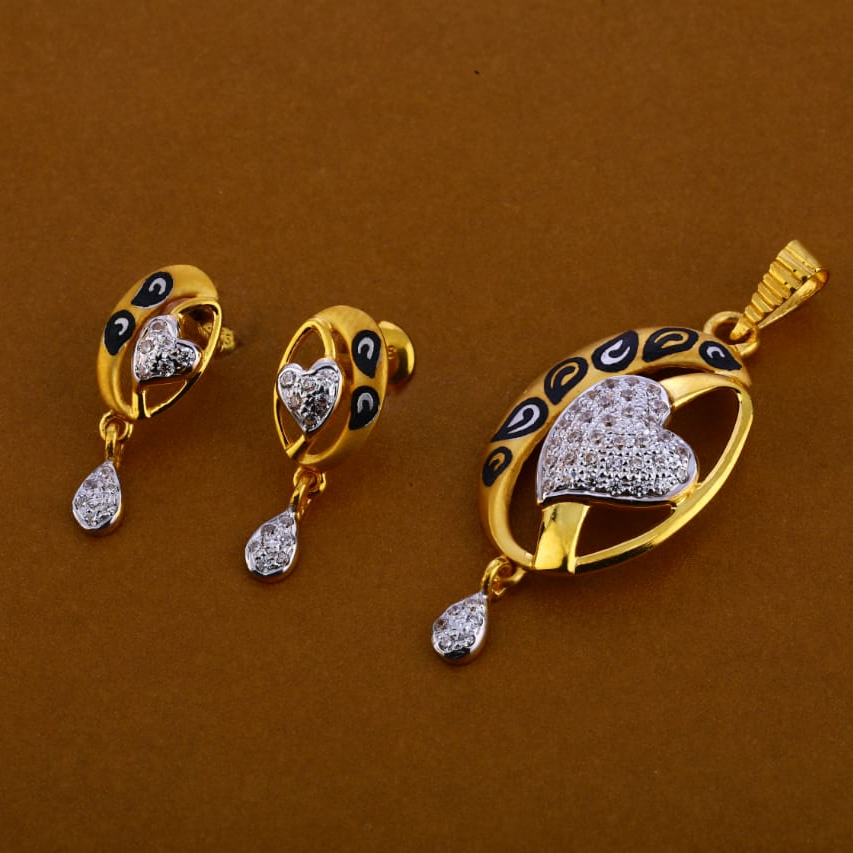 916 Gold CZ Hallmark Gorgeous Ladies Pendant Set FPS248