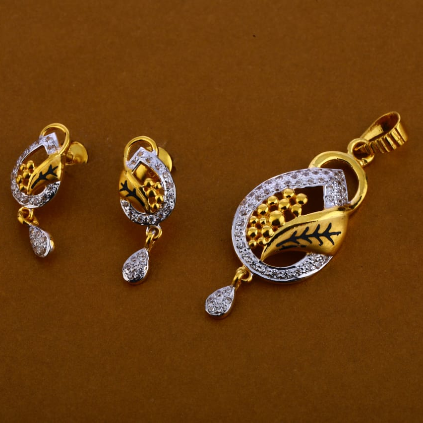 916 Gold CZ Hallmark Fancy Ladies Pendant Set FPS249