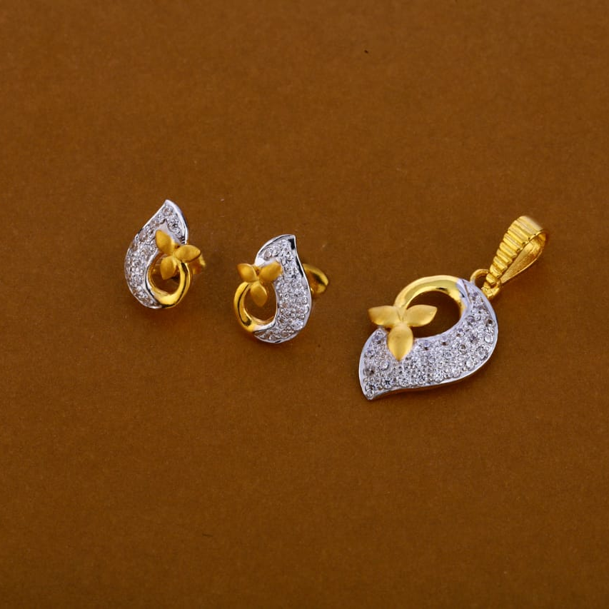 916 Gold CZ Hallmark Exclusive Ladies Pendant Set FPS250 - Image 2