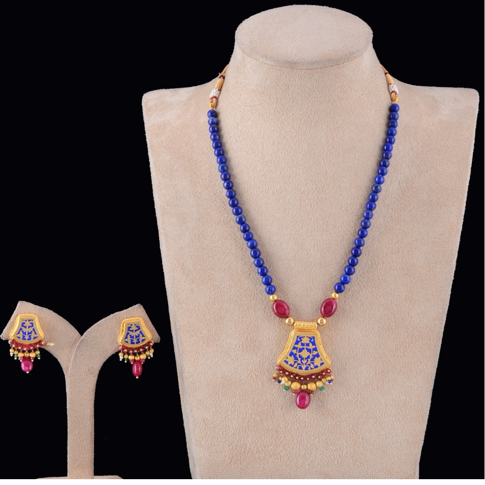 22KT Gold Fancy Ladies Thewa Set