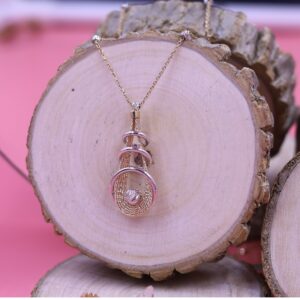 exquisite Rose Gold Dokia-Set.