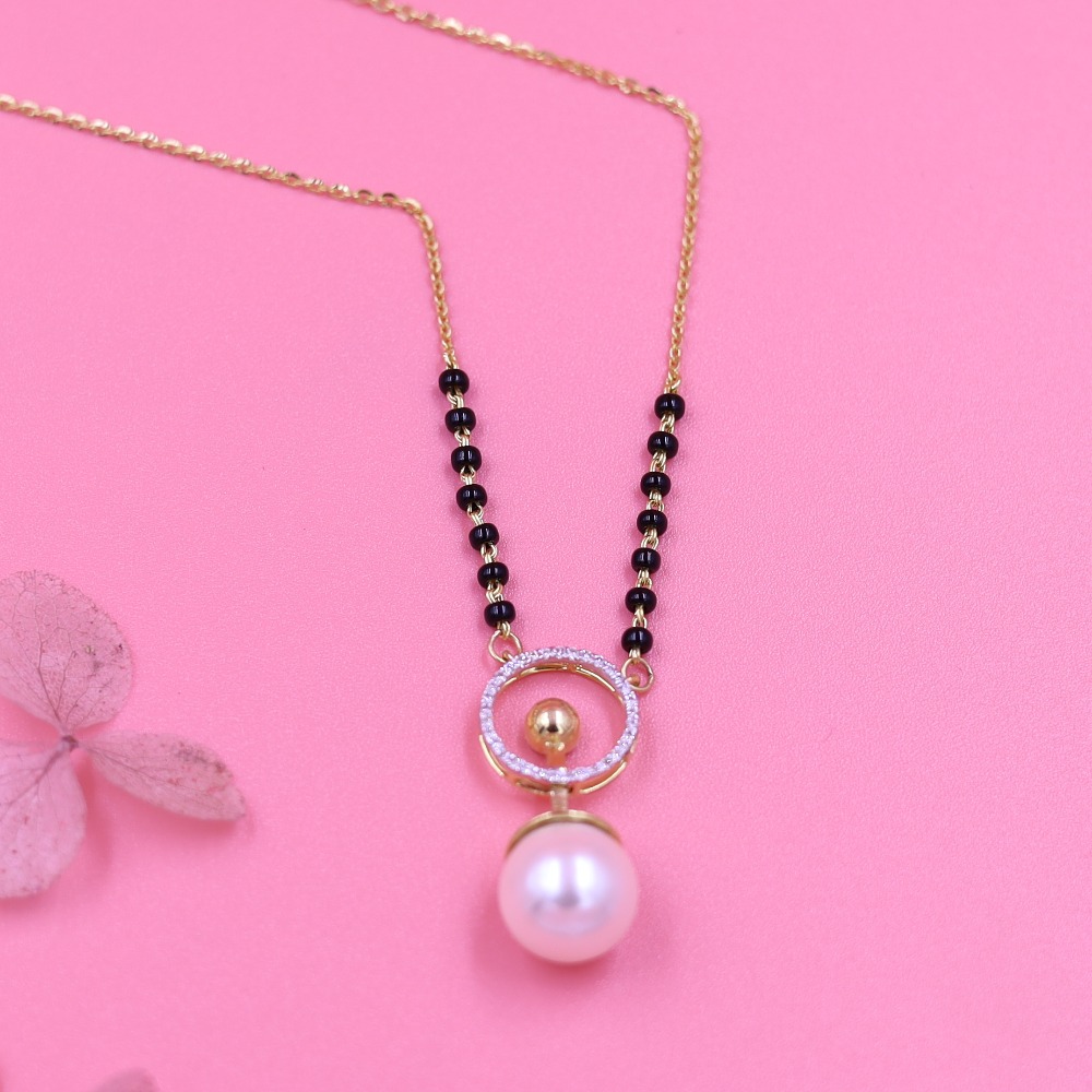 Glamorous Diamond Mangalsutra with pearl