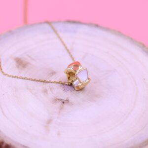 Delicate fancy chain