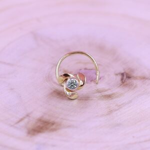 Single diamond flower nosepin