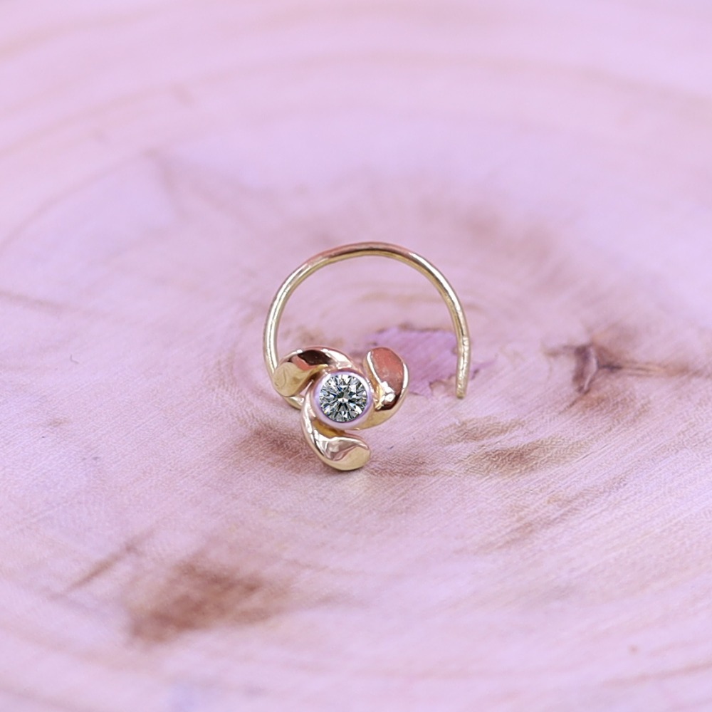 Single diamond flower nosepin