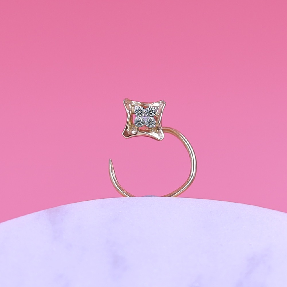 Square shape diamond nosepin