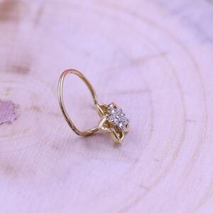 Star shape diamond nosepin