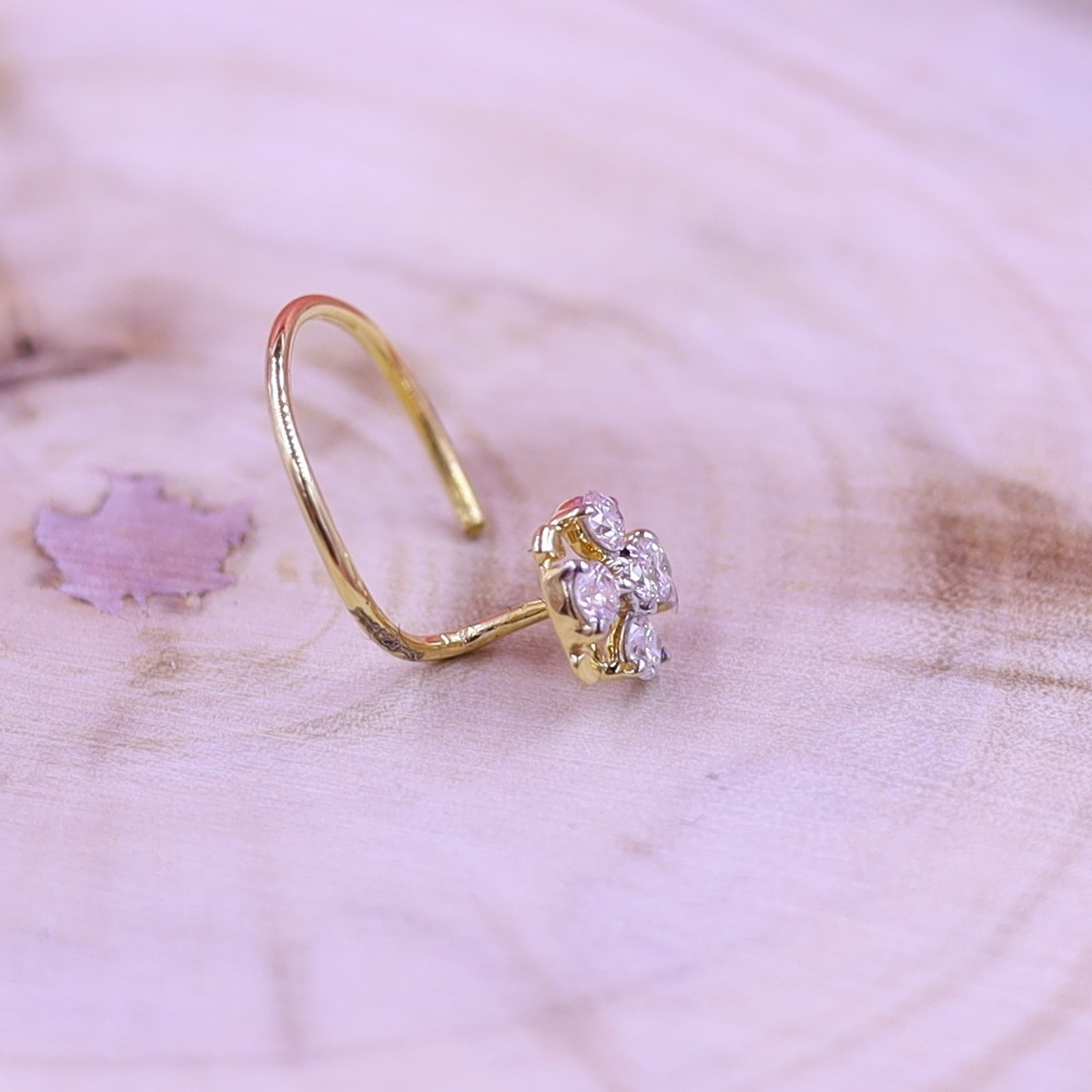 Round shape five diamond nosepin