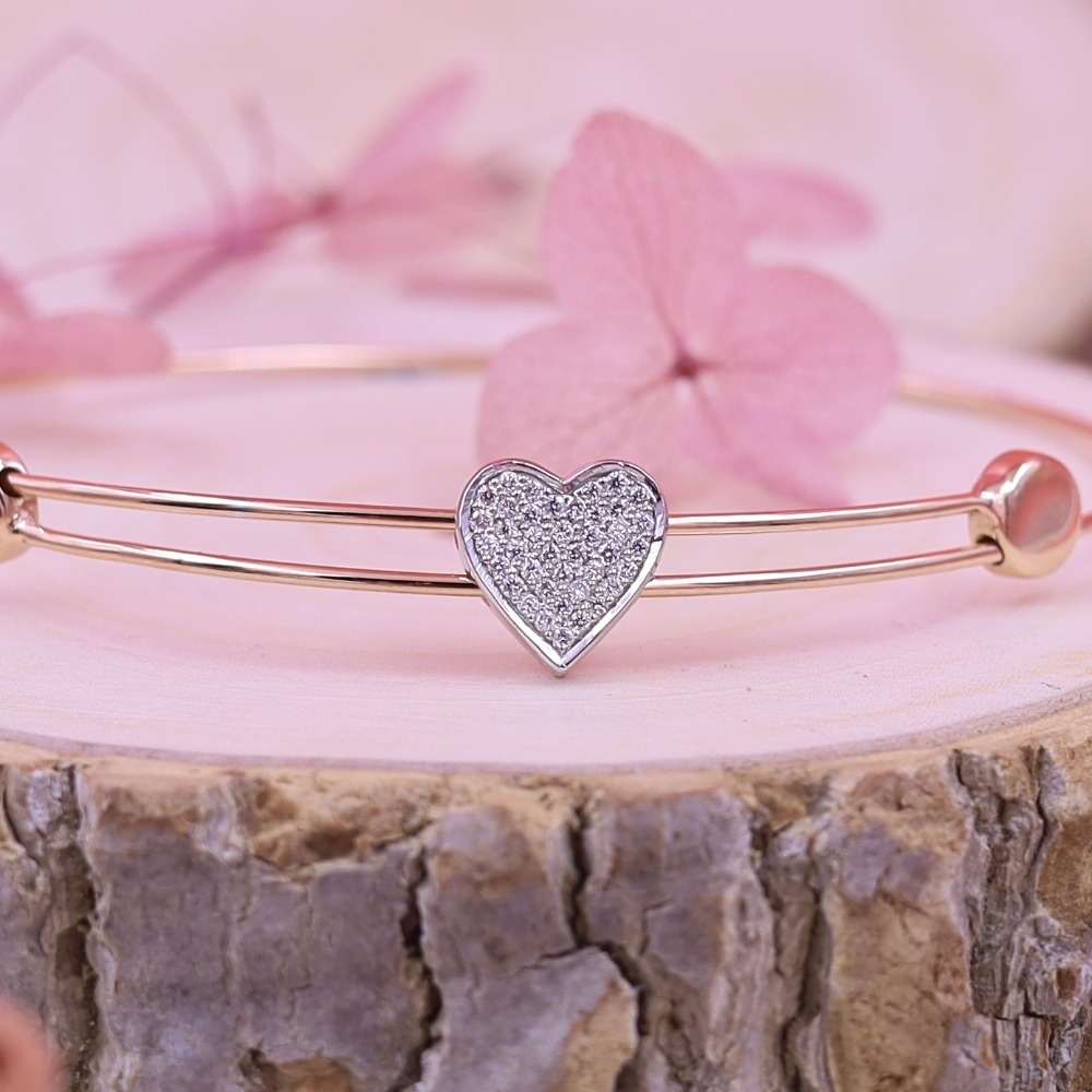 Movable heart shape Diamond bracelet