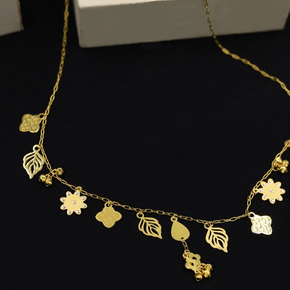 22kt fancy leaf chain with earrings