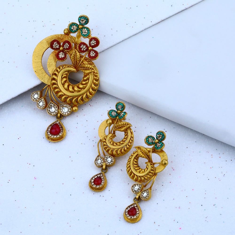 22KT Gold Hallmark Antique Colored Pendant Set