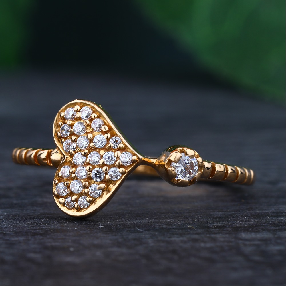 916 Gold Hallmark Heart Design Ring