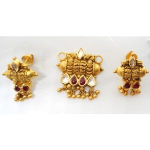 22KT Gold Antique Classic Pendant Set RHJ-5712