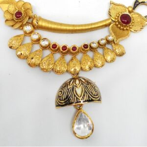 22KT Gold Antique Floral Design Necklace Set For Wedding RHJ-5170