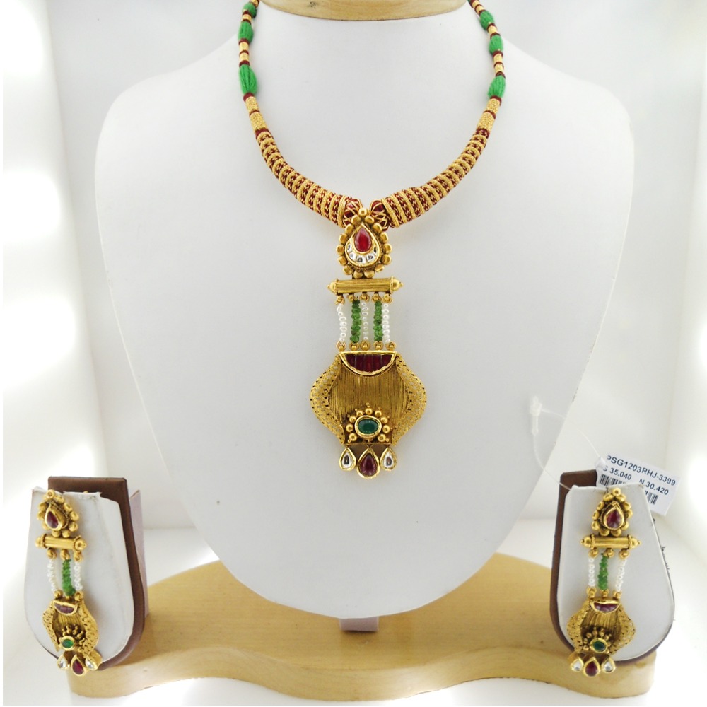 22KT Gold Antique Bridal Necklace Set RHJ-3399