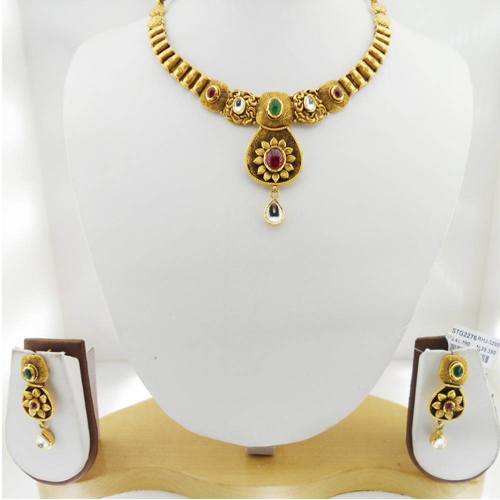916 Gold Kundan Bridal Necklace Set RHJ-3286 - Image 2