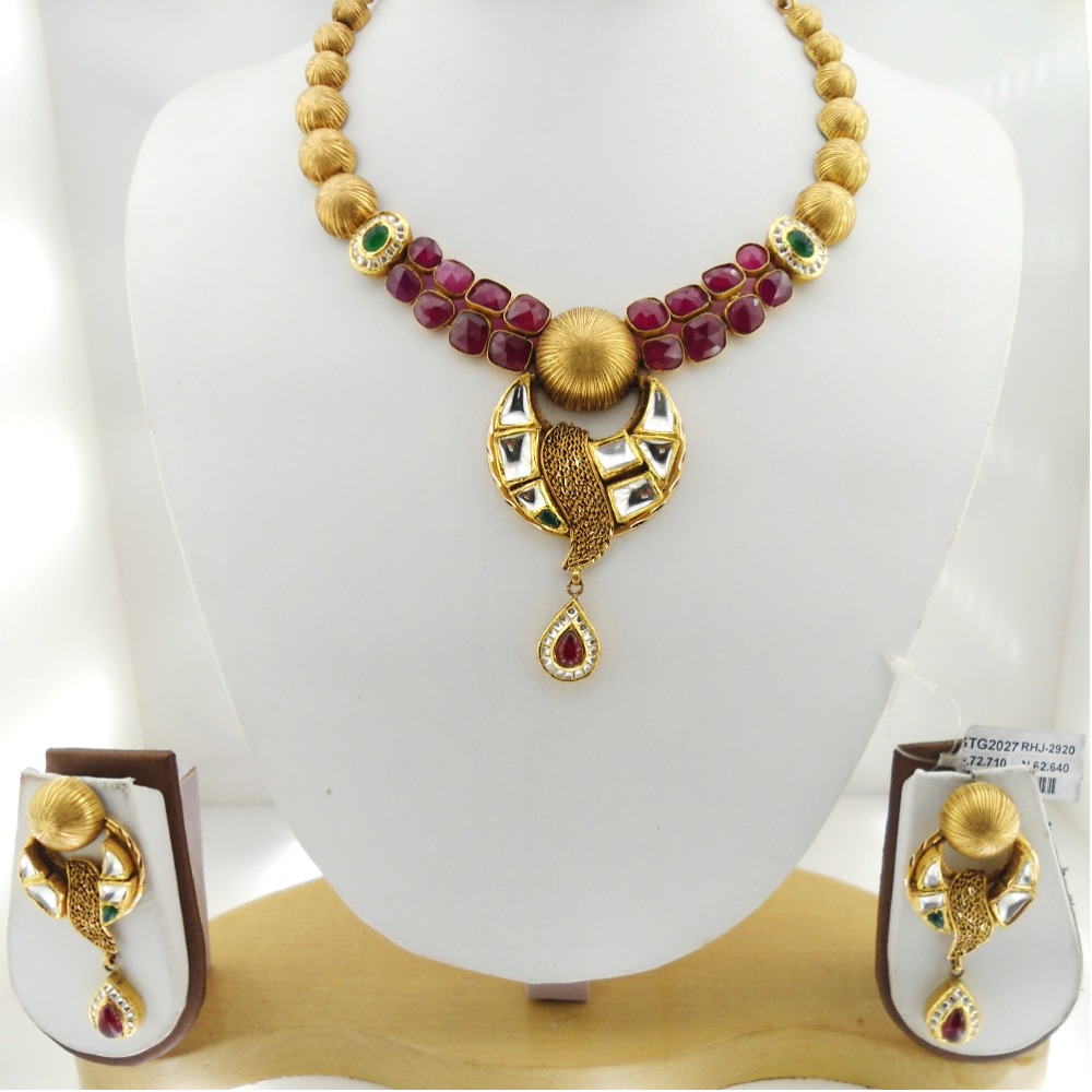 22K Gold Kundan Bridal Necklace Set RHJ-2920 - Image 2
