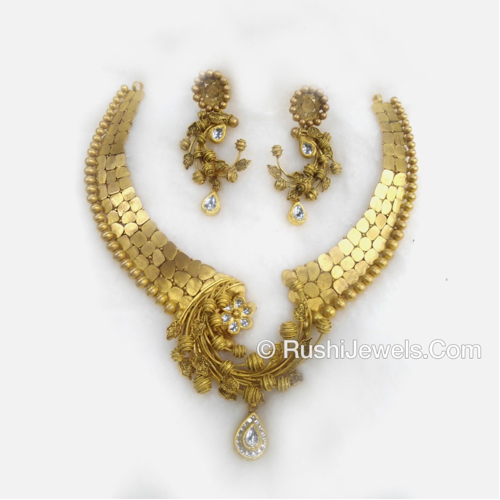 22k Antique Gold Bridal Long Necklace and Earring Set