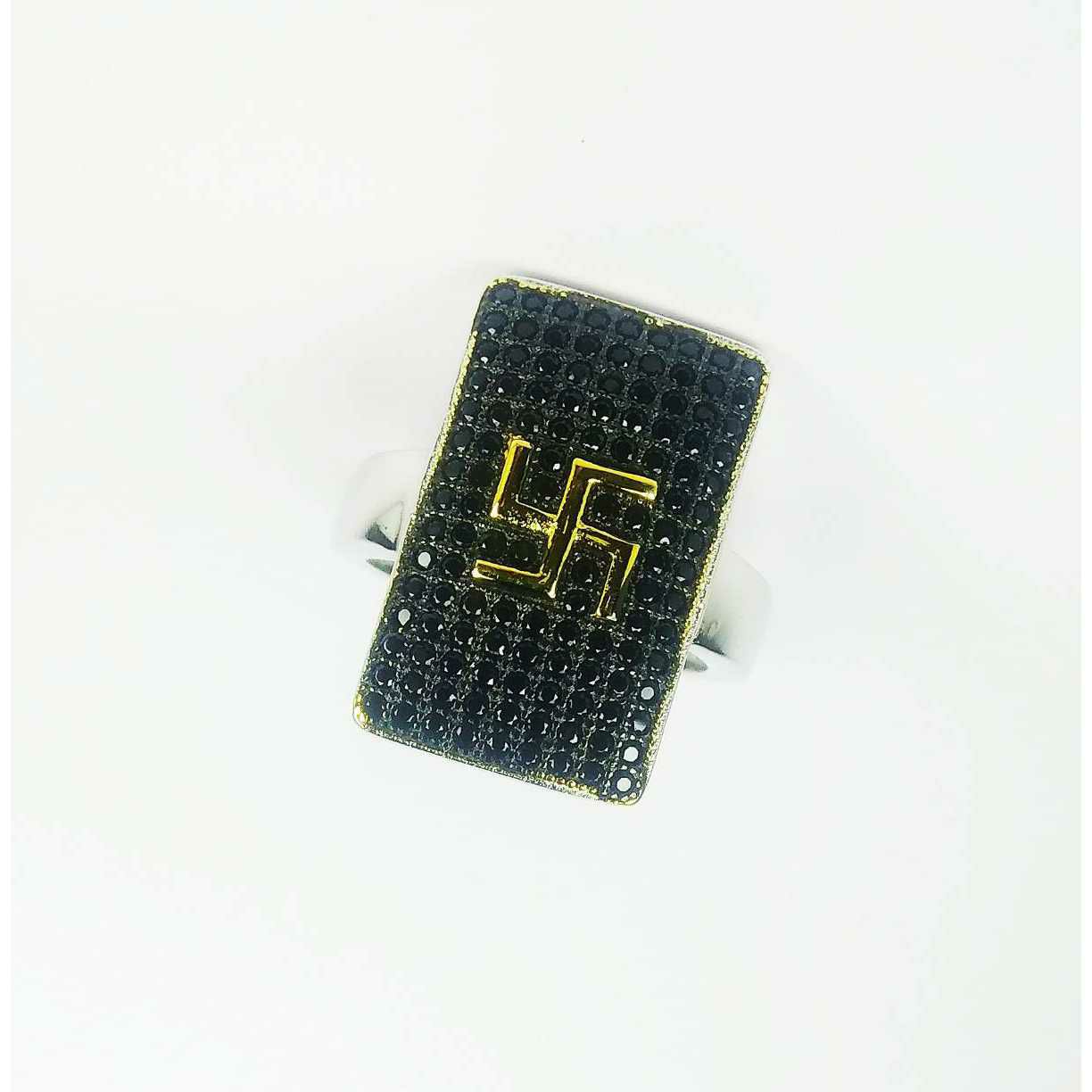 Fancy 925 Silver Gents Ring With Ganesha Shape
