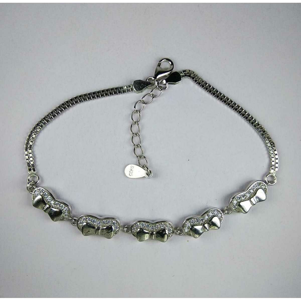 Branded 925 Silver Fancy Ladies Bracelet With Bow Shape