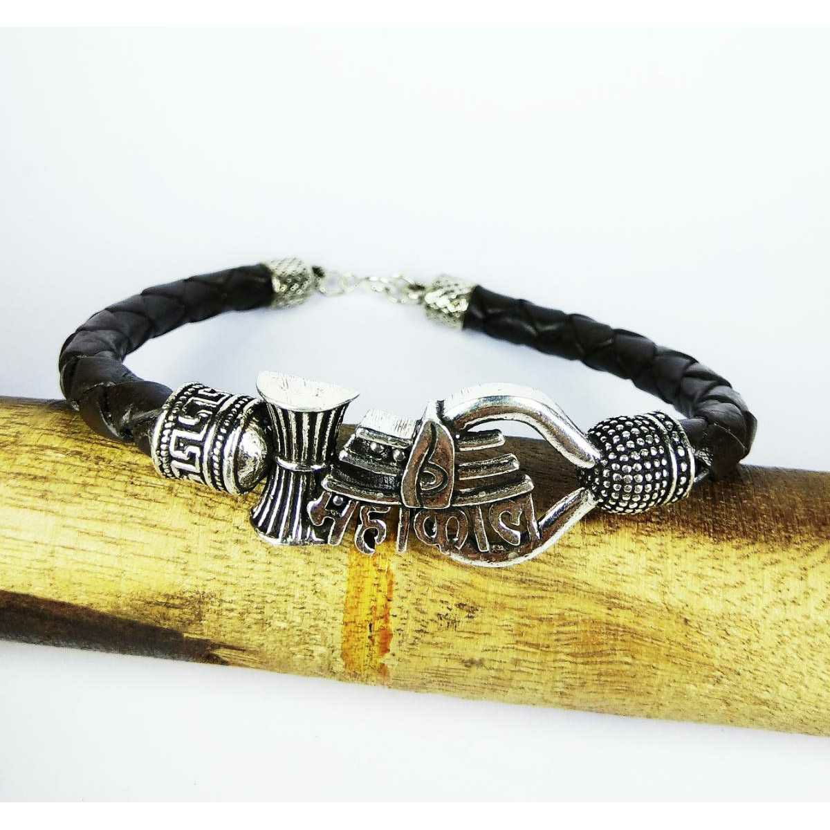 Descent light weight 925 silver black leather mahakal gents bracelet