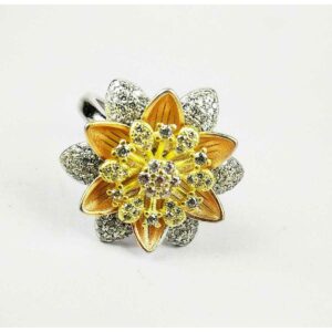 Fancy Designer 925 Ladies Ring With Beautiful Flower