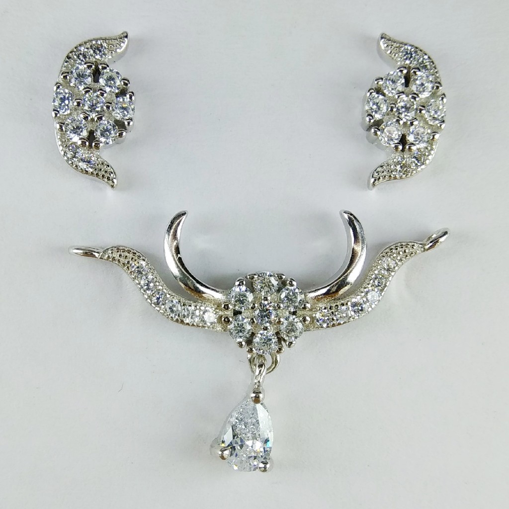 92.5 Sterling Silver CZ Mangalsutra Pendant ml-39