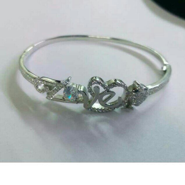 925 Silver Flexible Ladies Bracelet