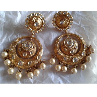 Earring / Tops