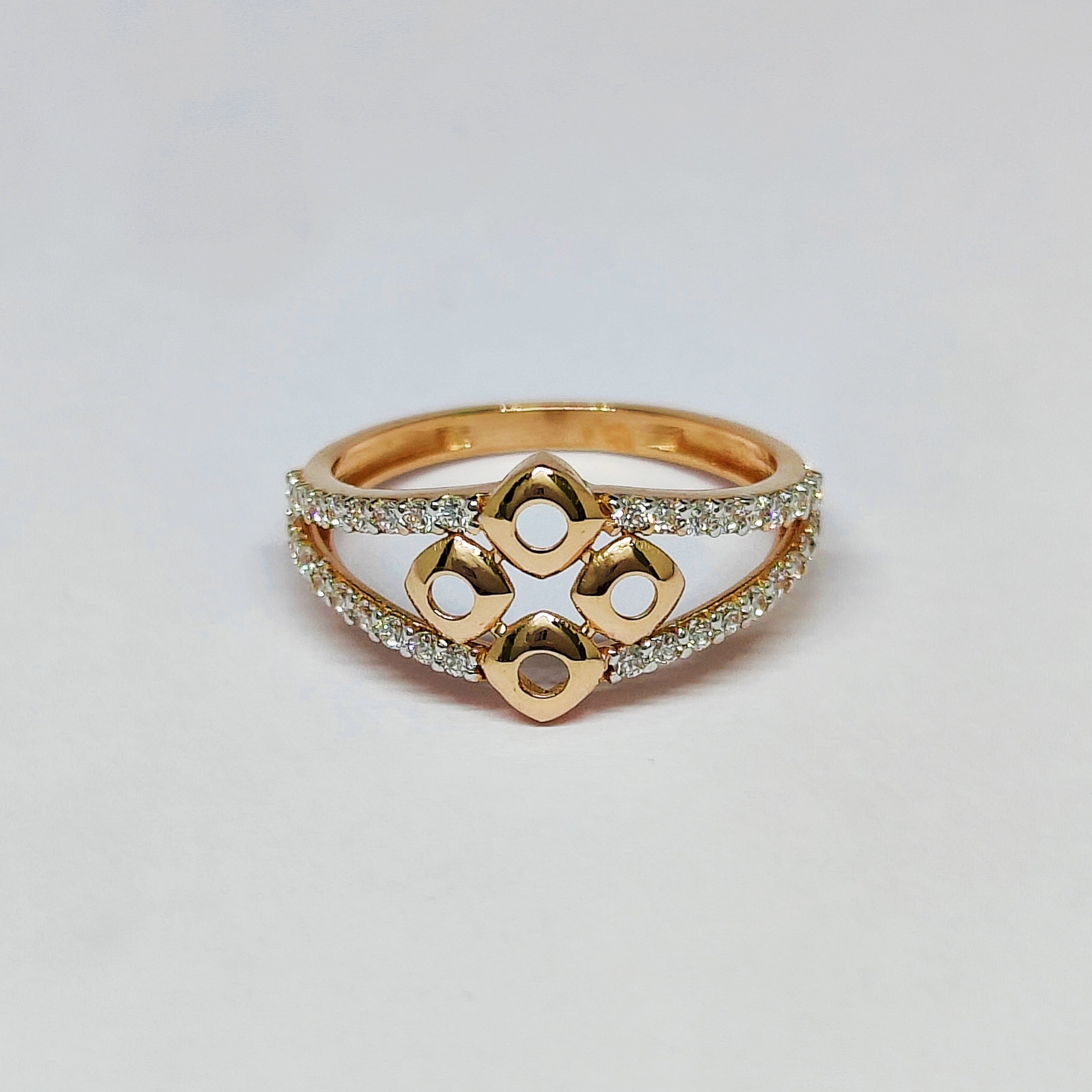 18KT Rose Gold Grand Ring KOR44