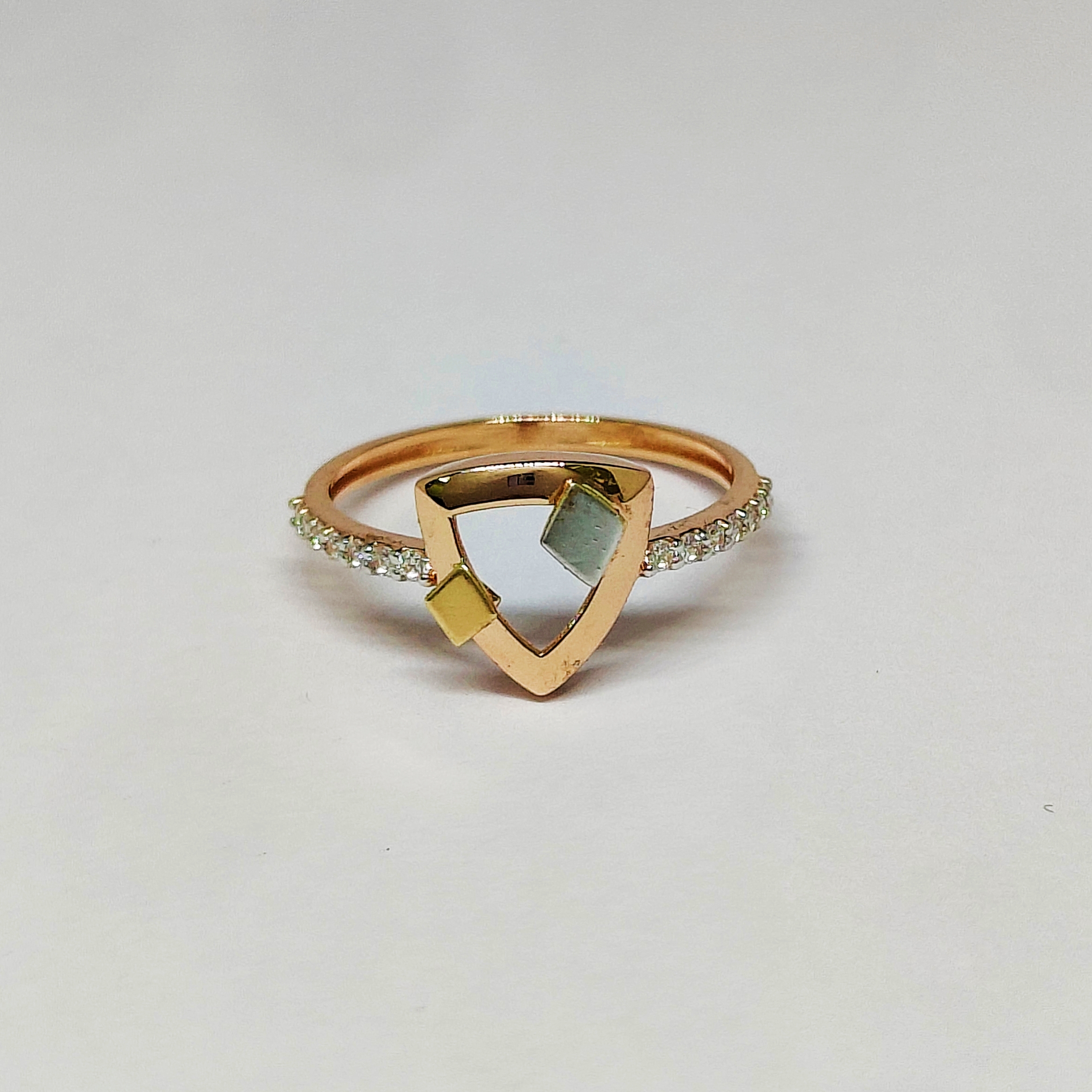18KT Rose Gold Fancy Ring KOR40