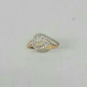 22KT Yellow Gold CZ Ladies Special Ring