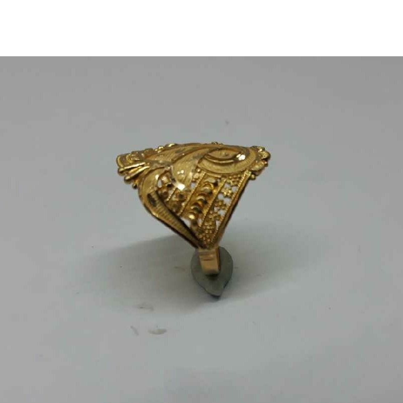 22KT Yellow Gold Ladies Machine cut Ring - Image 2