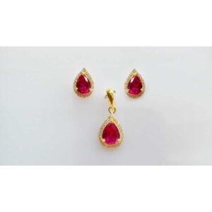 Dazzling 916 Gold Colored Pendant Set
