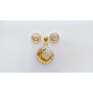 Classic 916 Gold Ladies Pendant Set