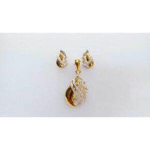 Casual 916 Gold Ladies Pendant With Earrings