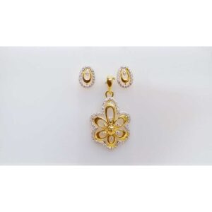 Modern Flower Shape Gold Ladies Pendant Set