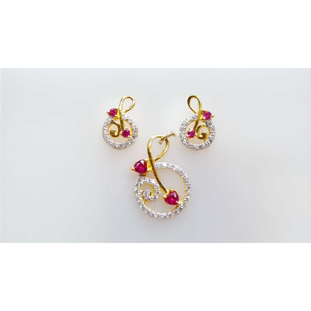 22KT Gold Ladies Pendant With Color Stone