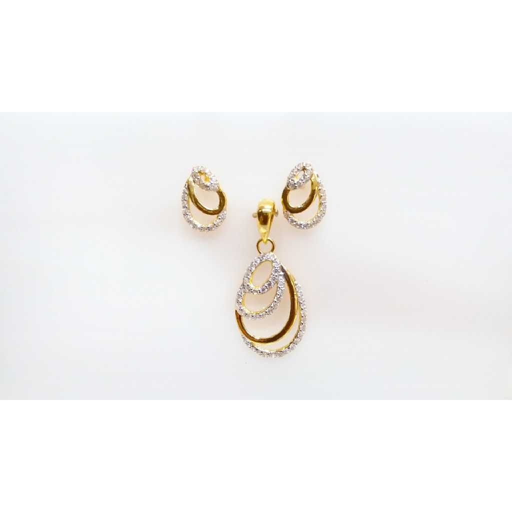 Light Weight 22KT Gold Pendant For Women