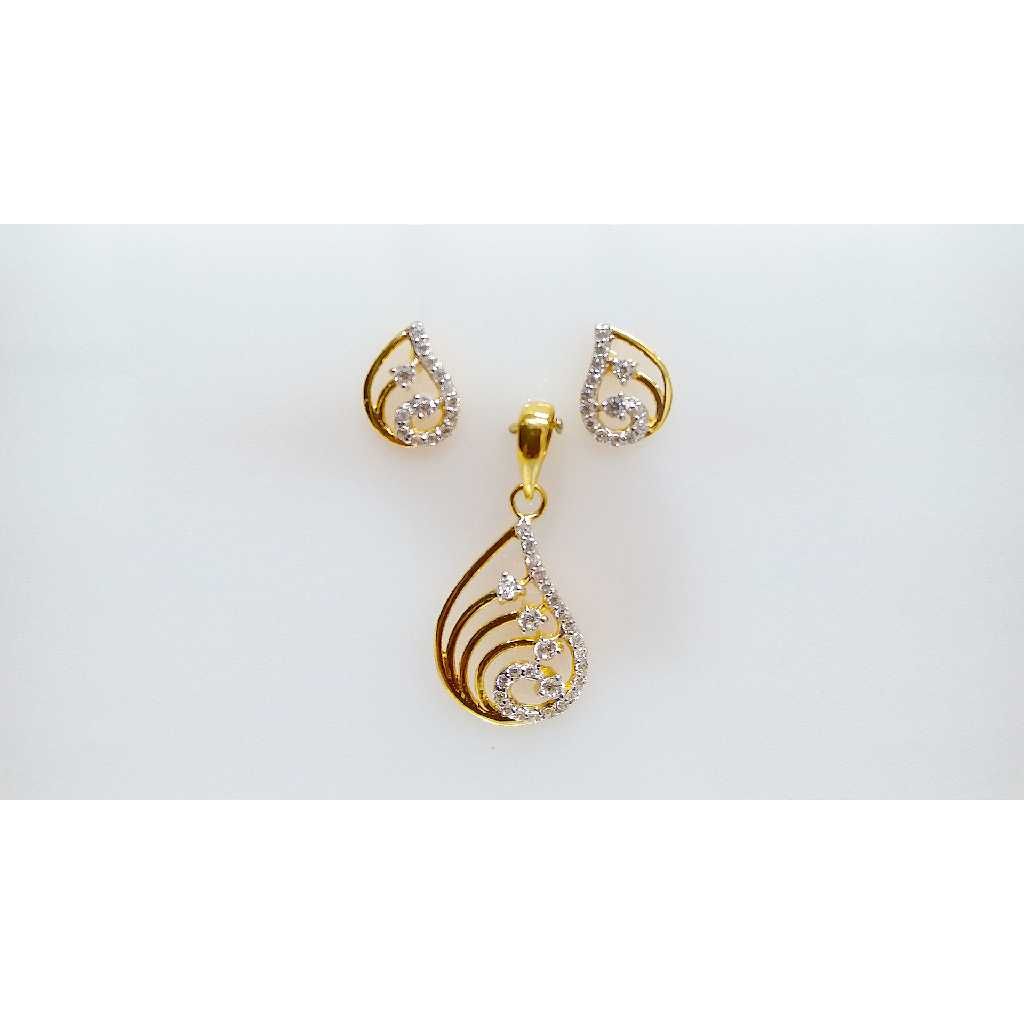 22KT Gold CZ Diamond Ladies Pendant Set