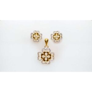Stylish 22KT Gold Ladies Pendant Set
