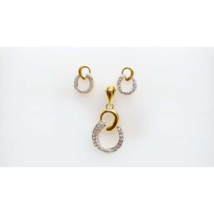 Fancy 916 Gold Ladies Pendant Set