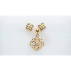 Dazzling 916 Gold Diamond Ladies Pendant Set