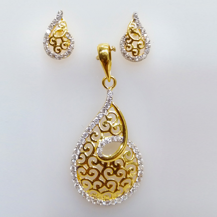 Fancy Designer pendant set