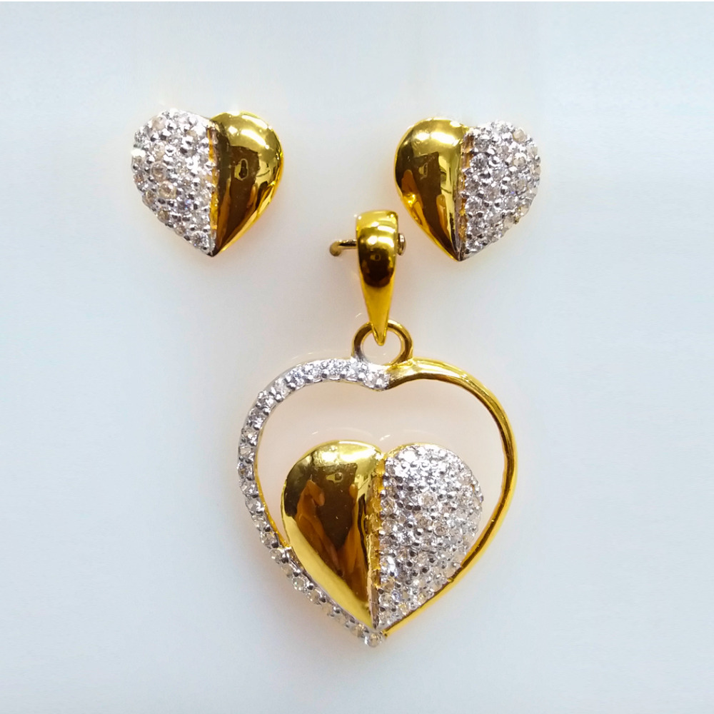 Designer pendant set