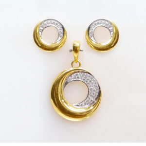 Designer pendant set