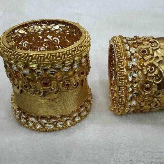 22K / 916 Gold Indian Classic Jadtar Bangles